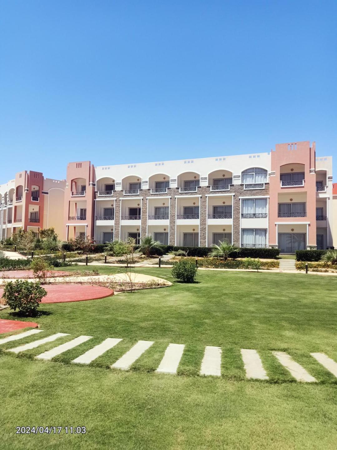 Oyster Bay Beach Resort Abu Dabab Eksteriør bilde