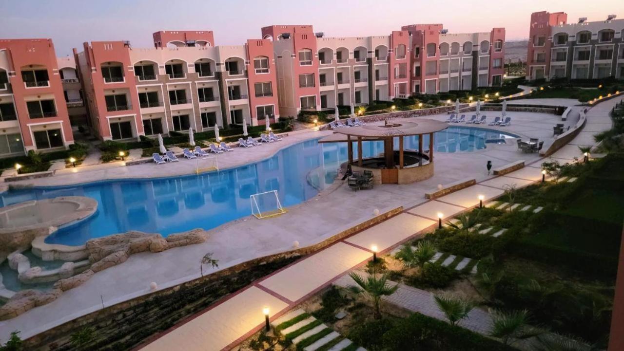 Oyster Bay Beach Resort Abu Dabab Eksteriør bilde