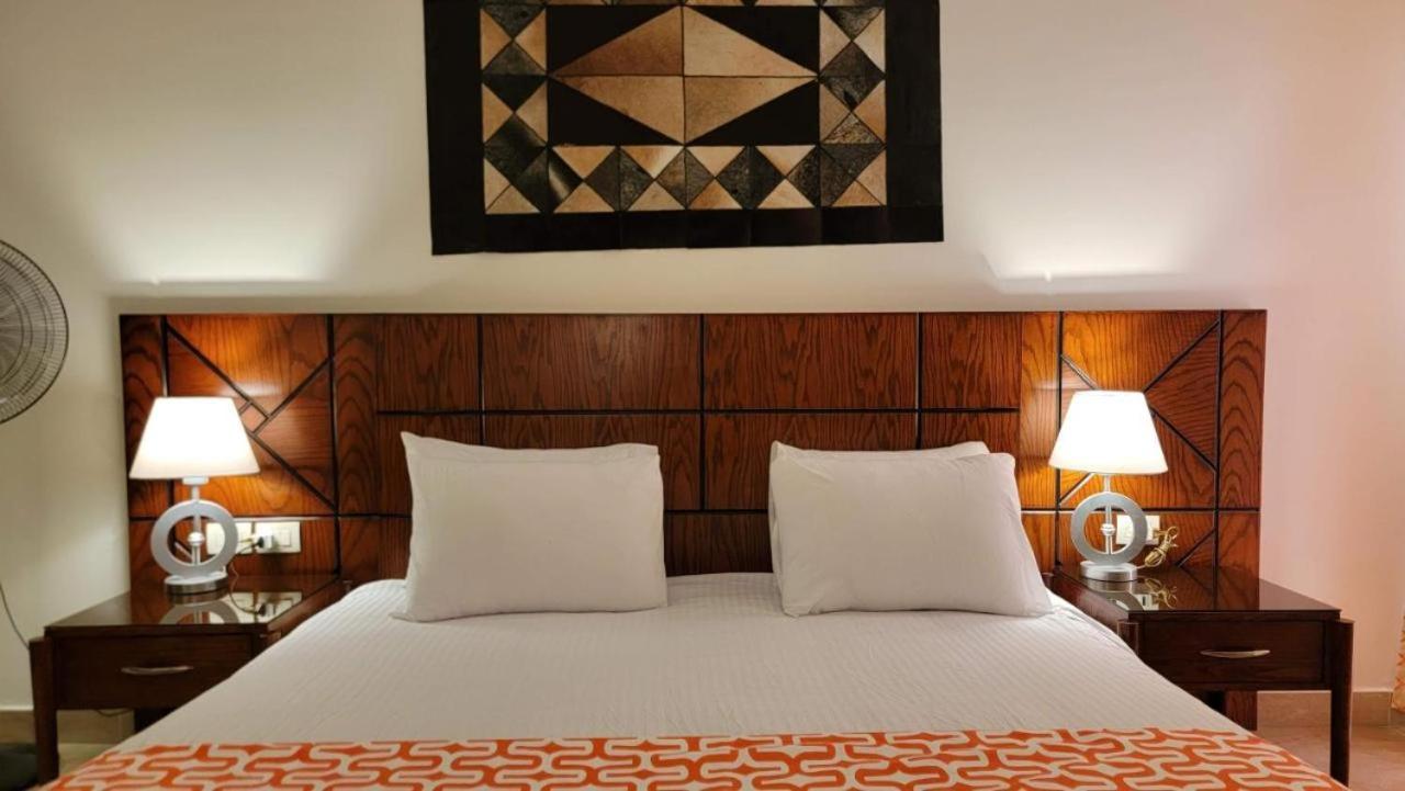 Oyster Bay Beach Resort Abu Dabab Eksteriør bilde