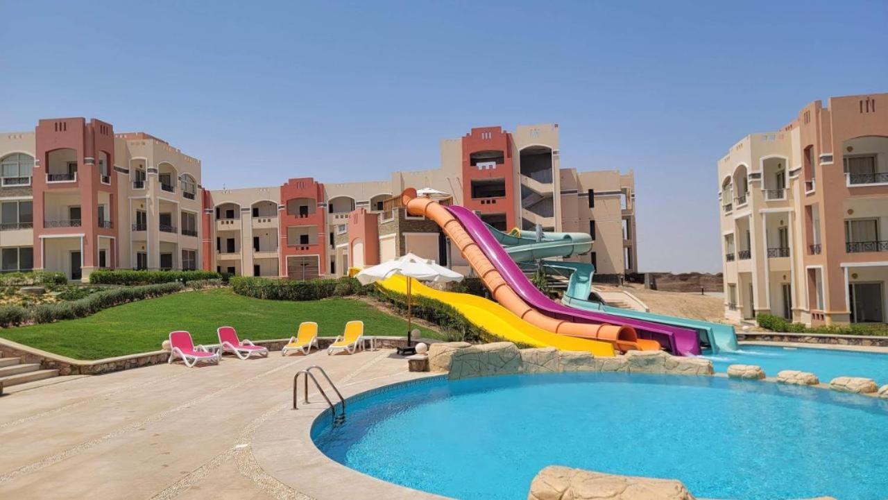 Oyster Bay Beach Resort Abu Dabab Eksteriør bilde