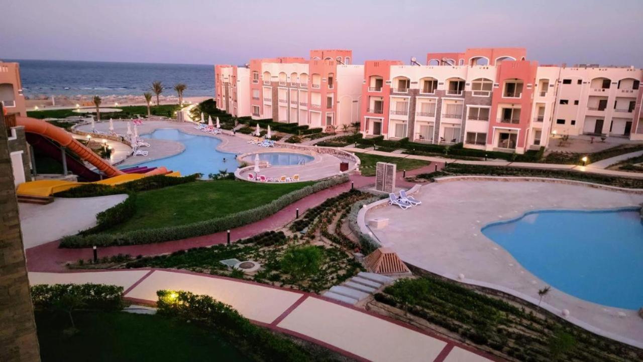 Oyster Bay Beach Resort Abu Dabab Eksteriør bilde