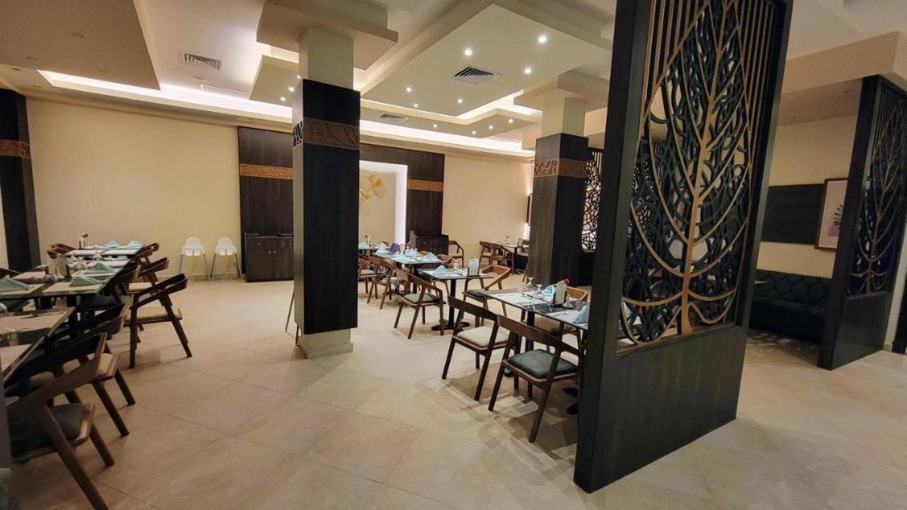 Oyster Bay Beach Resort Abu Dabab Eksteriør bilde