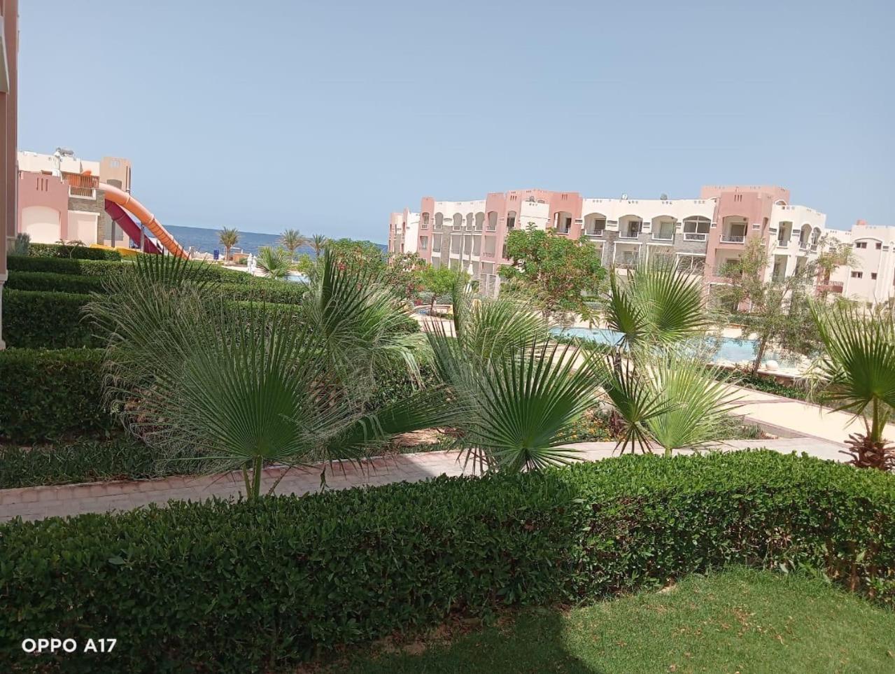 Oyster Bay Beach Resort Abu Dabab Eksteriør bilde